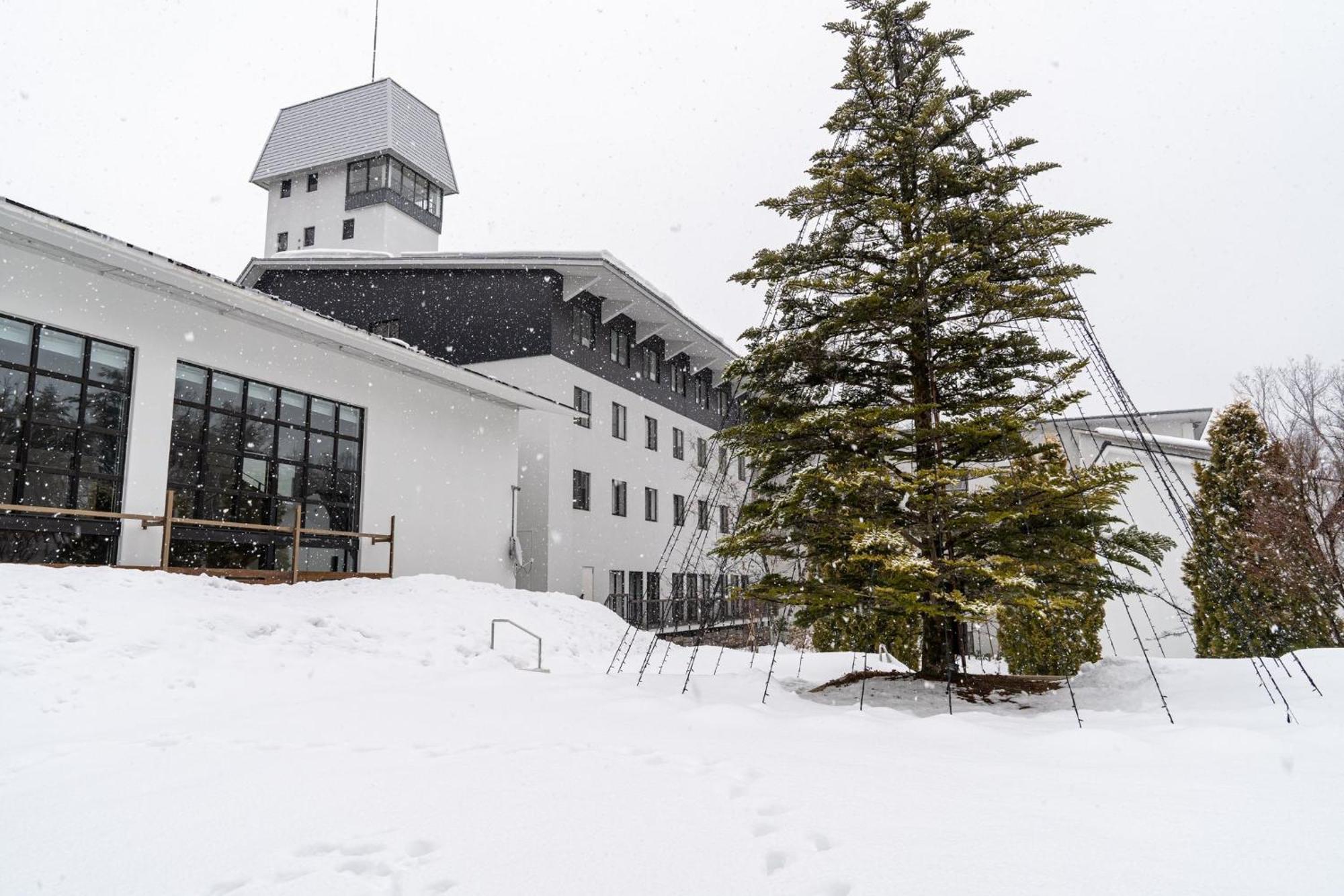 Holiday Inn Resort Shinano-Omachi Kuroyon By Ihg Екстер'єр фото