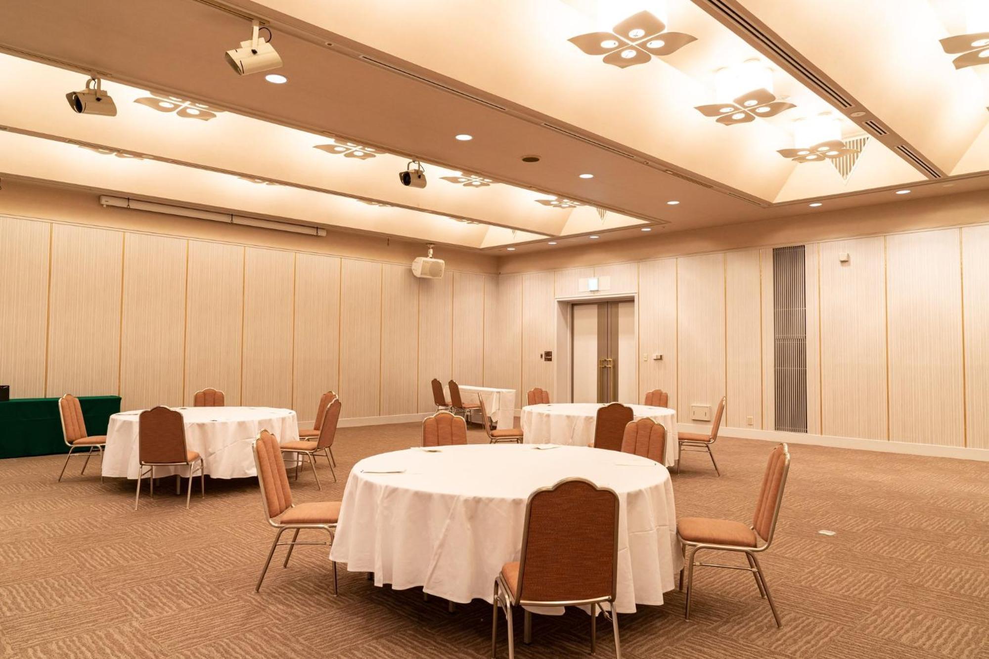 Holiday Inn Resort Shinano-Omachi Kuroyon By Ihg Екстер'єр фото
